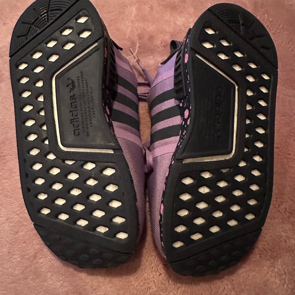 Adidas - Picture 5 of 5